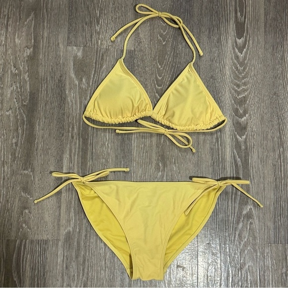 No Boundaries Yellow String Bikini Set - Picture 3 of 9
